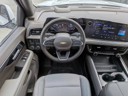 Chevrolet Suburban LS 2WD 4dr 2026