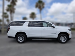 Chevrolet Suburban LS 2WD 4dr 2026