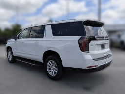 Chevrolet Suburban LS 2WD 4dr 2026