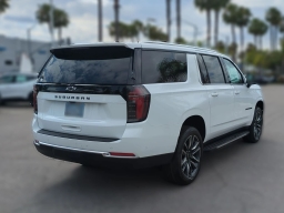 Chevrolet Suburban LS 2WD 4dr 2026