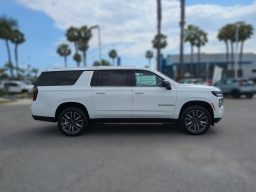 Chevrolet Suburban LS 2WD 4dr 2026