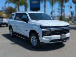 Chevrolet Suburban LS 2WD 4dr 2026