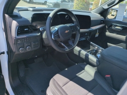 Chevrolet Suburban LS 2WD 4dr 2026