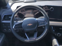 Chevrolet Suburban LS 2WD 4dr 2026