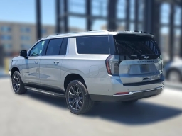 Chevrolet Suburban LT 2WD 4dr 2026