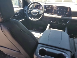 Chevrolet Suburban LT 2WD 4dr 2026