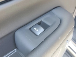 Chevrolet Suburban LT 2WD 4dr 2026