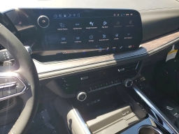 Chevrolet Suburban LT 2WD 4dr 2026