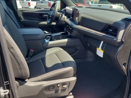 Chevrolet Suburban LT 2WD 4dr 2026