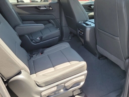 Chevrolet Suburban LT 2WD 4dr 2026