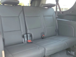 Chevrolet Suburban LT 2WD 4dr 2026