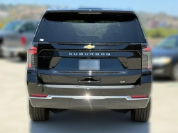 Chevrolet Suburban LT 2WD 4dr 2026