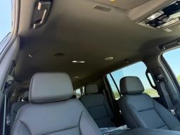 Chevrolet Suburban LT 2WD 4dr 2026