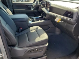 Chevrolet Suburban LT 2WD 4dr 2026