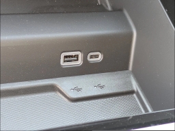 Chevrolet Suburban Premier 2WD 4dr 2026