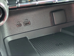 Chevrolet Suburban Premier 2WD 4dr 2026