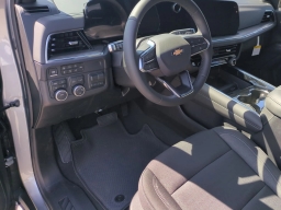 Chevrolet Suburban LS 4WD 4dr 2026