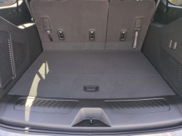 Chevrolet Suburban LS 4WD 4dr 2026