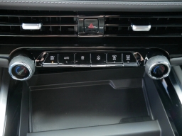 Chevrolet Suburban LS 4WD 4dr 2026