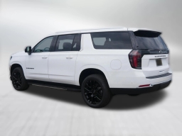 Chevrolet Suburban LS 4WD 4dr 2026