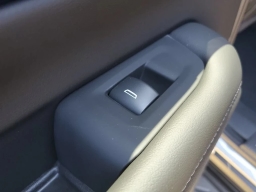 Chevrolet Suburban LT 4WD 4dr 2026