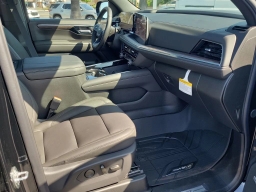 Chevrolet Suburban Z71 4WD 4dr 2026