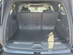 Chevrolet Suburban Z71 4WD 4dr 2026