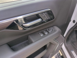 Chevrolet Suburban Z71 4WD 4dr 2026