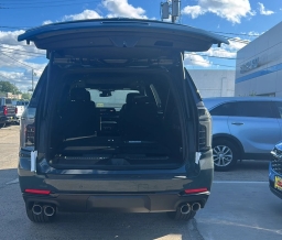 Chevrolet Suburban Z71 4WD 4dr 2026