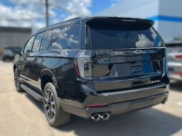 Chevrolet Suburban RST 4WD 4dr 2026