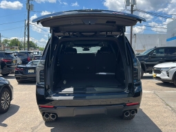 Chevrolet Suburban RST 4WD 4dr 2026