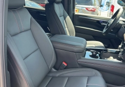 Chevrolet Suburban RST 4WD 4dr 2026