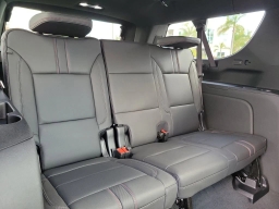 Chevrolet Suburban RST 4WD 4dr 2026