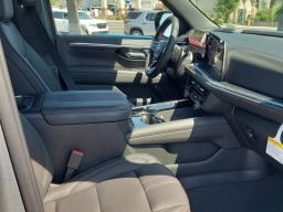 Chevrolet Suburban RST 4WD 4dr 2026