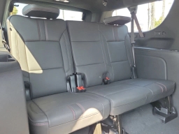 Chevrolet Suburban RST 4WD 4dr 2026