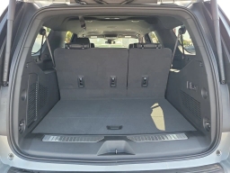 Chevrolet Suburban RST 4WD 4dr 2026