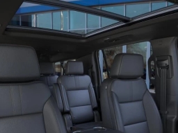 Chevrolet Suburban RST 4WD 4dr 2026