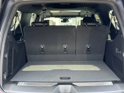 Chevrolet Suburban RST 4WD 4dr 2026