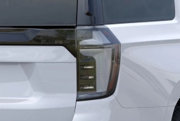 Chevrolet Suburban Premier 4WD 4dr 2026