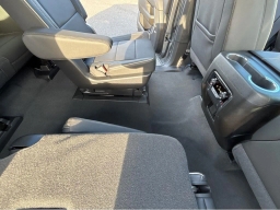 Chevrolet Suburban Premier 4WD 4dr 2026