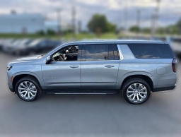 Chevrolet Suburban Premier 4WD 4dr 2026
