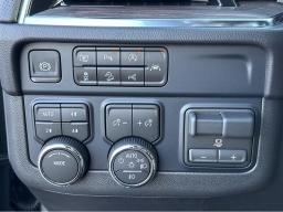 Chevrolet Suburban Premier 4WD 4dr 2026