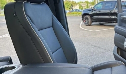 Chevrolet Suburban Premier 4WD 4dr 2026