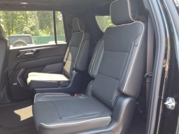 Chevrolet Suburban Premier 4WD 4dr 2026