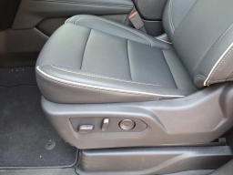 Chevrolet Suburban Premier 4WD 4dr 2026