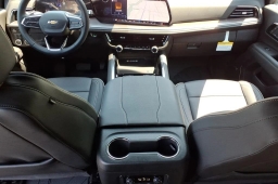 Chevrolet Suburban Premier 4WD 4dr 2026