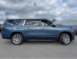 Chevrolet Suburban Premier 4WD 4dr 2026
