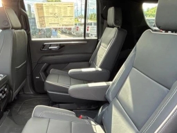Chevrolet Suburban Premier 4WD 4dr 2026