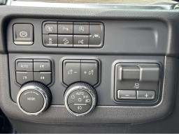 Chevrolet Suburban Premier 4WD 4dr 2026