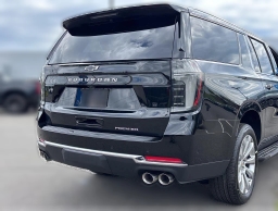 Chevrolet Suburban Premier 4WD 4dr 2026